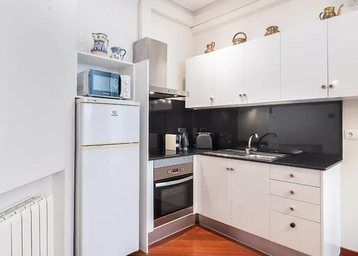 Modernist In The Location, Eixample Apartment Barcelona